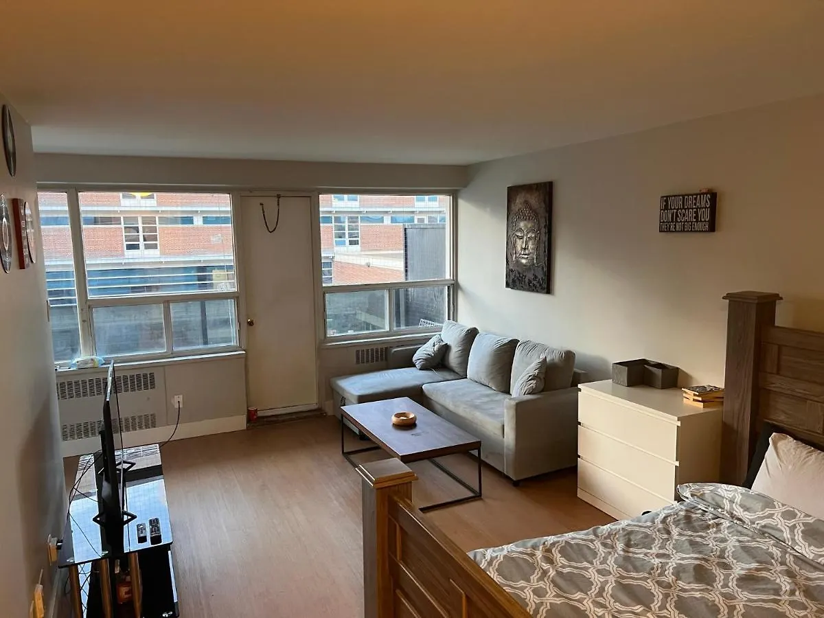 Private Entire Bachelor Downtown Apartment Toronto Canada
